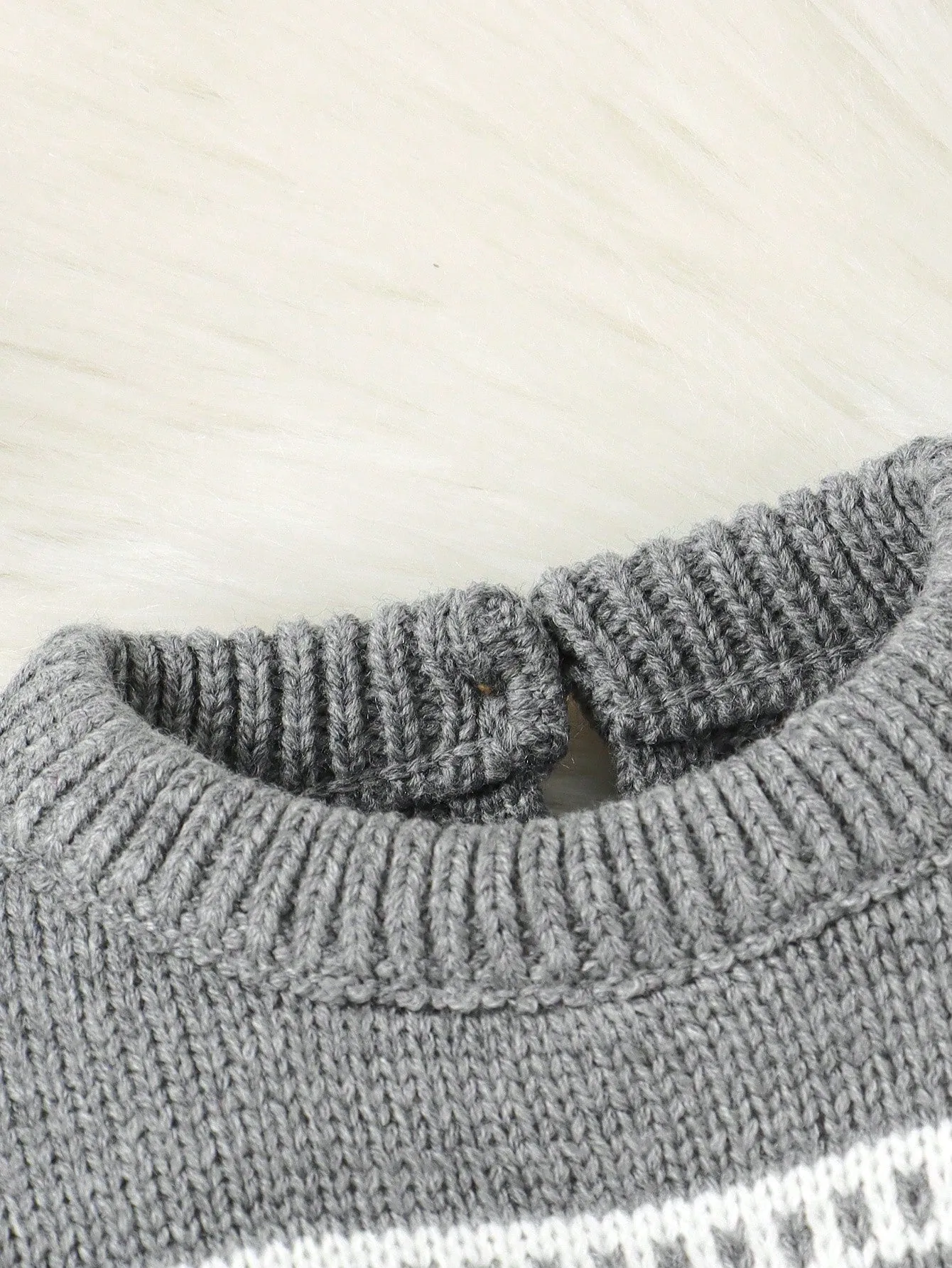 Baby Boy 2pcs Vintage Style Set: Gray Knitted Romper & Beanie Hat , Featuring Classic Cable Knit Design, Casual Yet Comfortable, Elegant And Practical, Creating A Trendy Look-FD