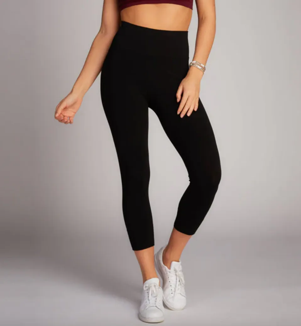 Bamboo 3/4 Capri Leggings - black
