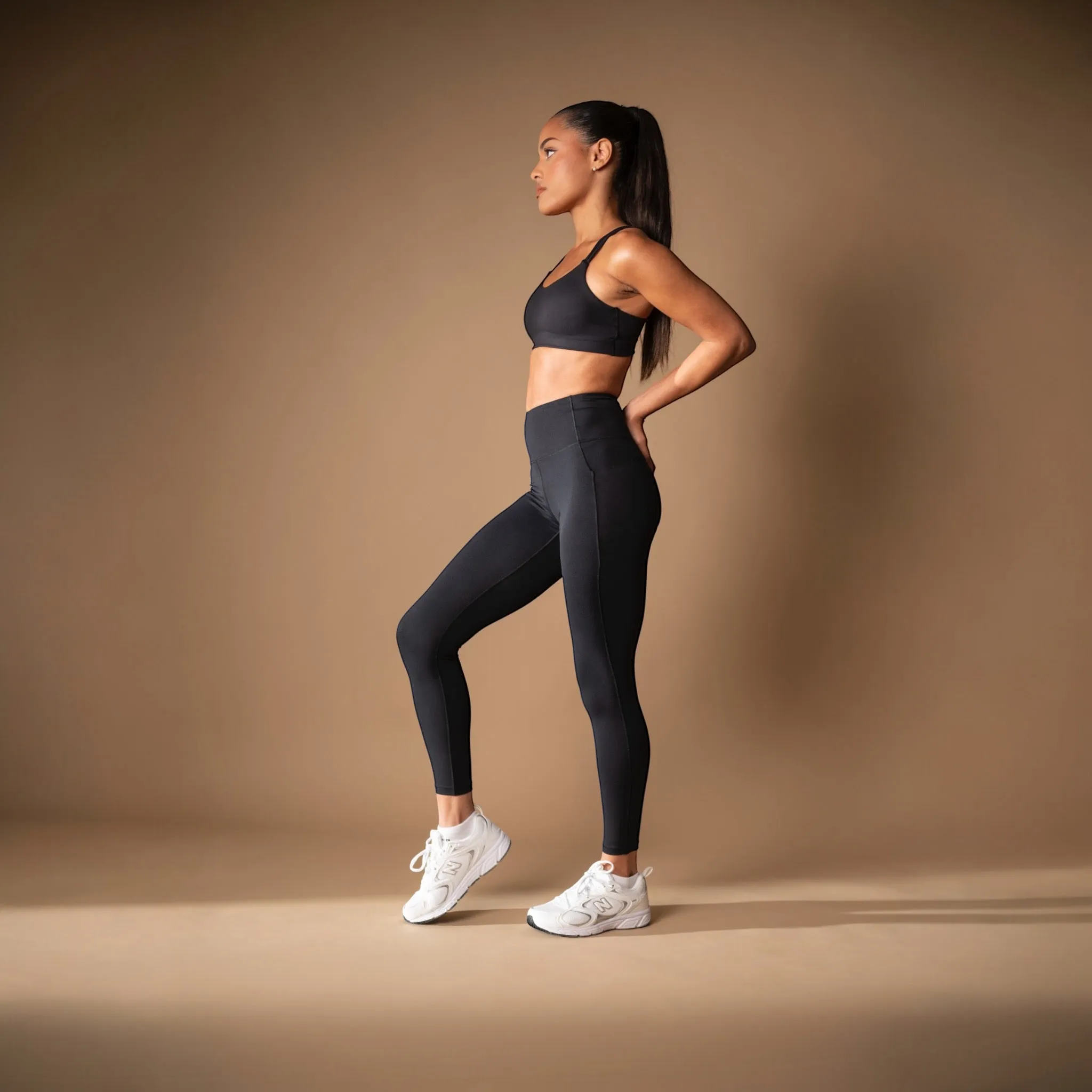 Evolve pocket leggings black