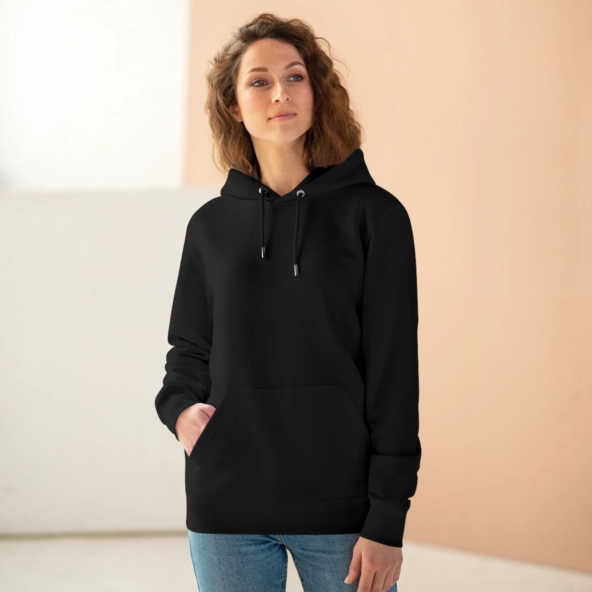 Feel Free - Stylish Unisex Organic Hoodie for Cold Seasons