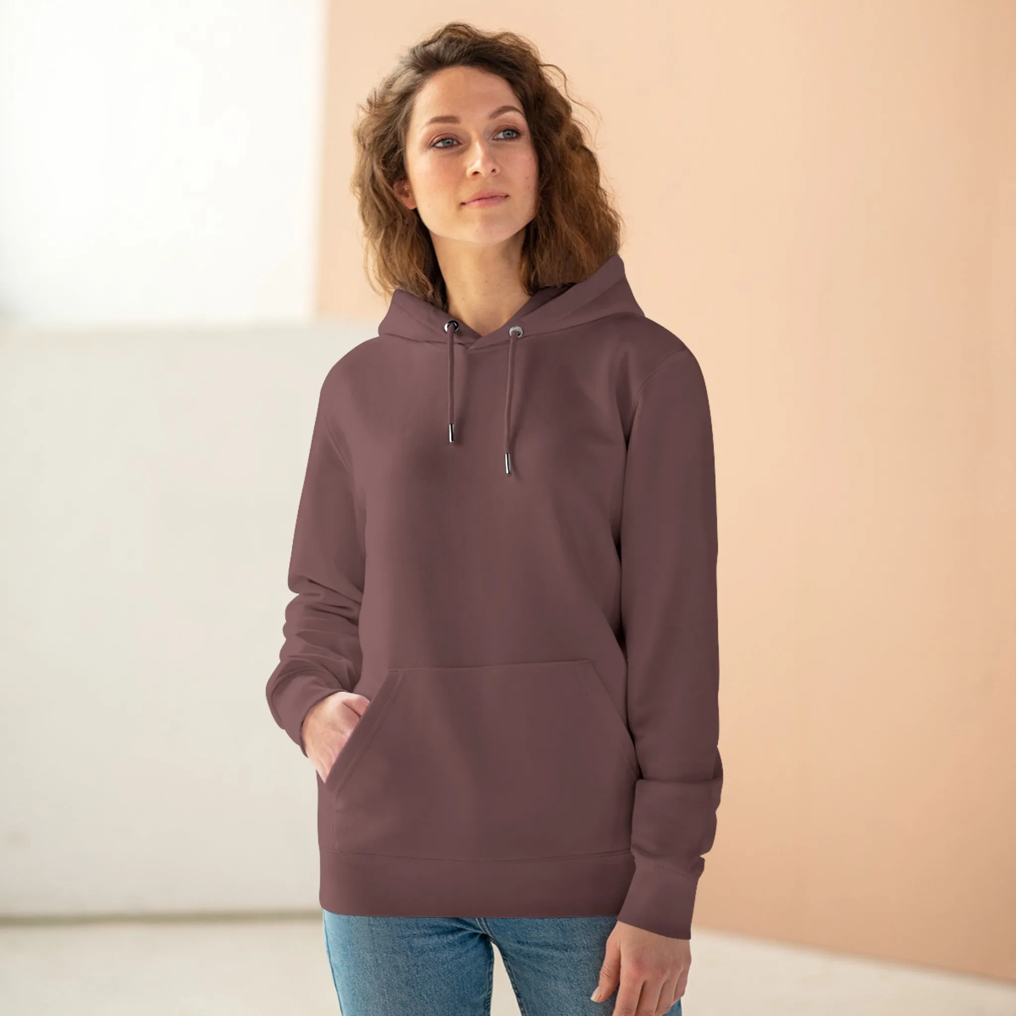 Feel Free - Stylish Unisex Organic Hoodie for Cold Seasons