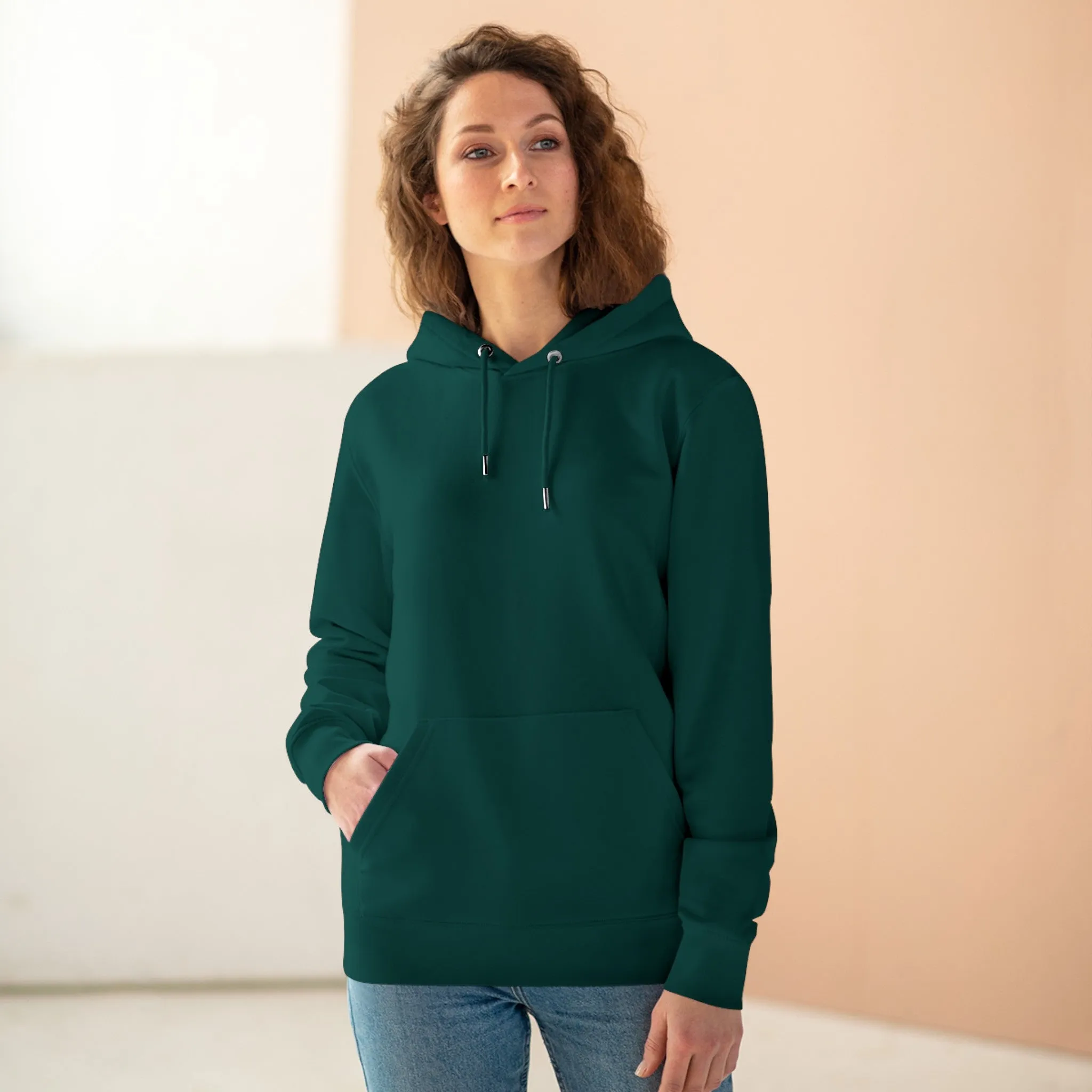 Feel Free - Stylish Unisex Organic Hoodie for Cold Seasons