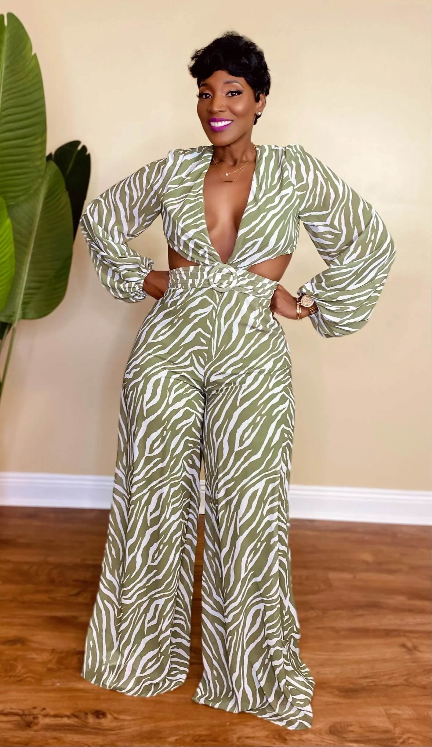 FIERCE HOTTIE JUMPSUIT (GREEN)