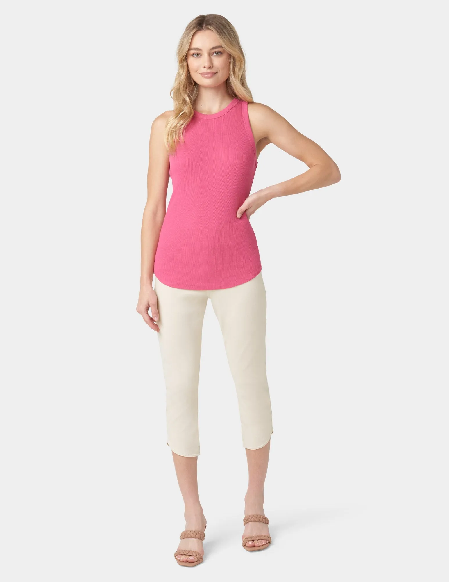 Game Changing Tulip Hem Capri