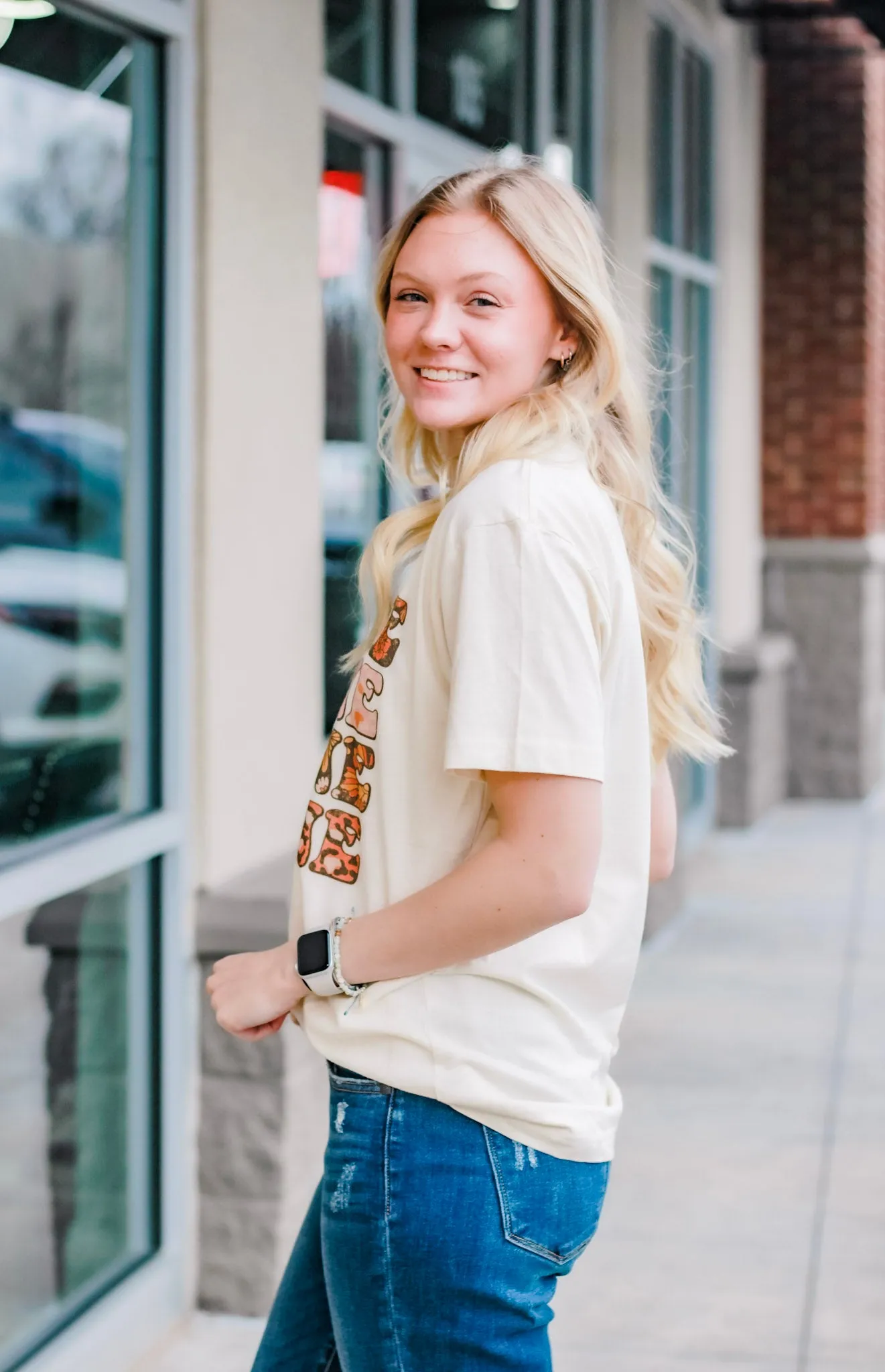 Jolene Graphic tee in Cream