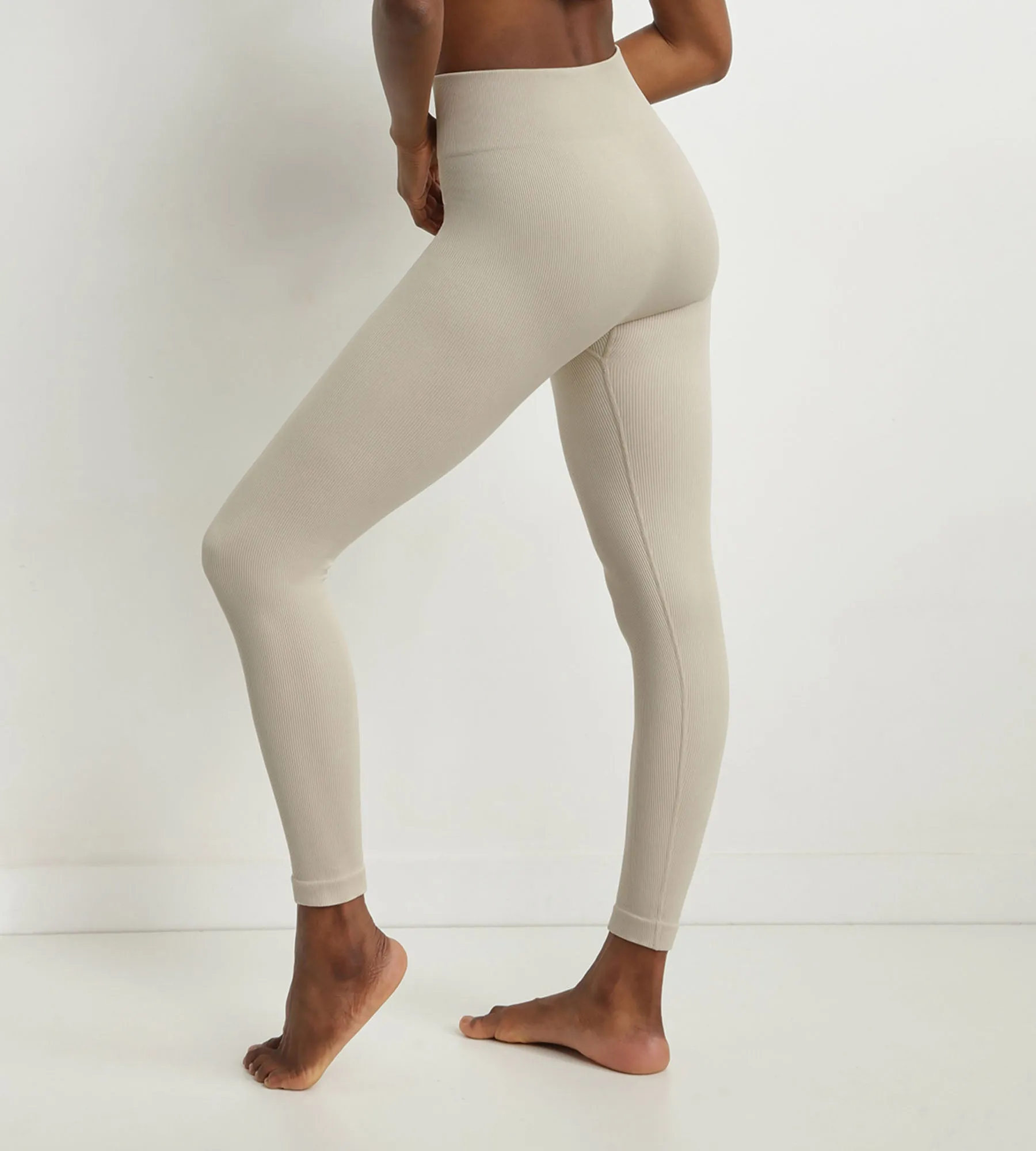 Legging femme Beige en maille côtelée Dim Comfywear