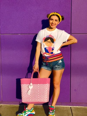 Love Is Tee  (Frida Corazón Rosa)