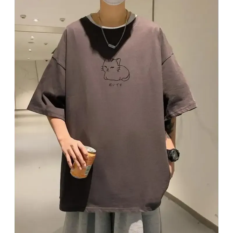 Men's Oversized Tee with Charming Lying Cat Sketch and Drop Shoulder Design