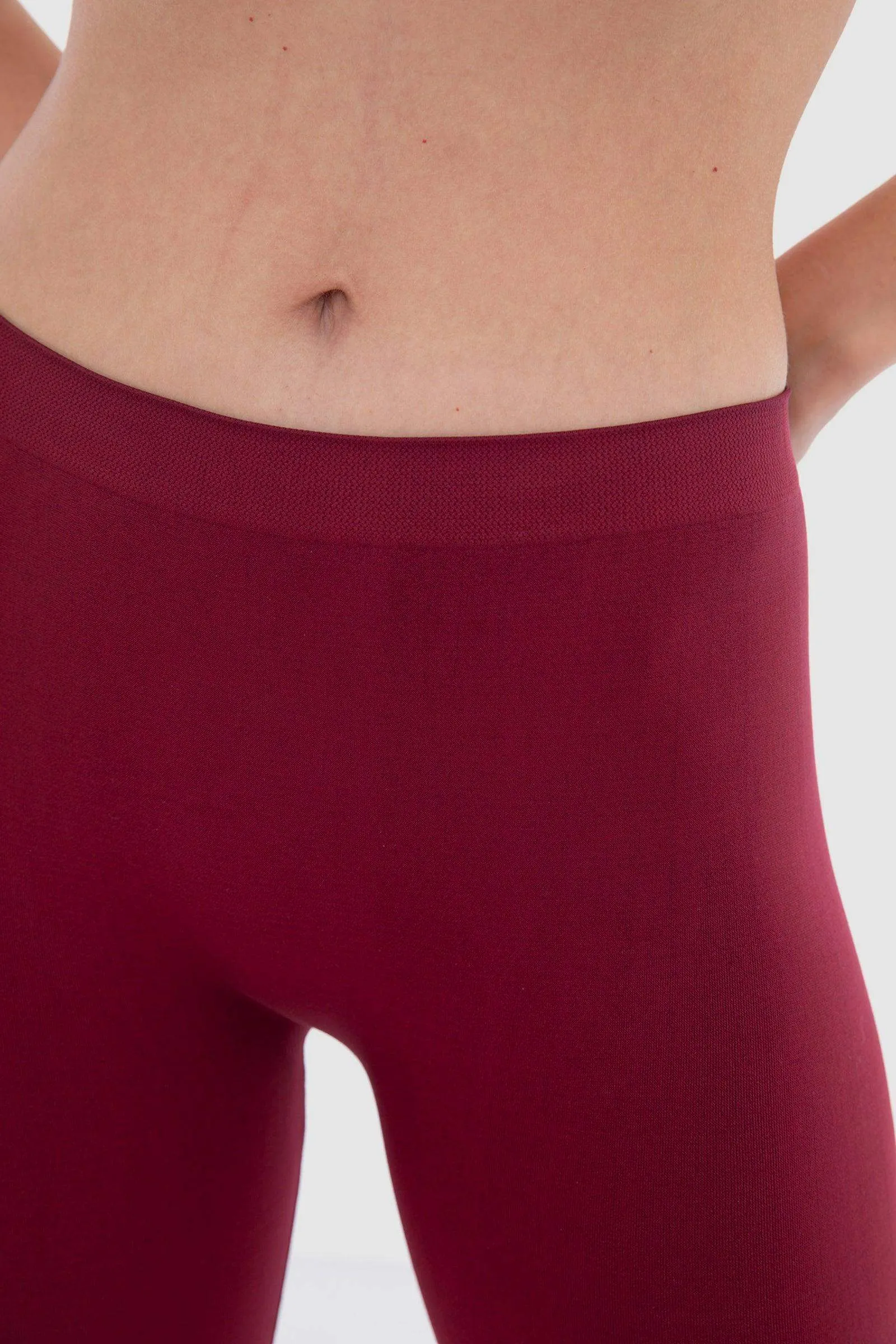 Microfiber Slim Leggings