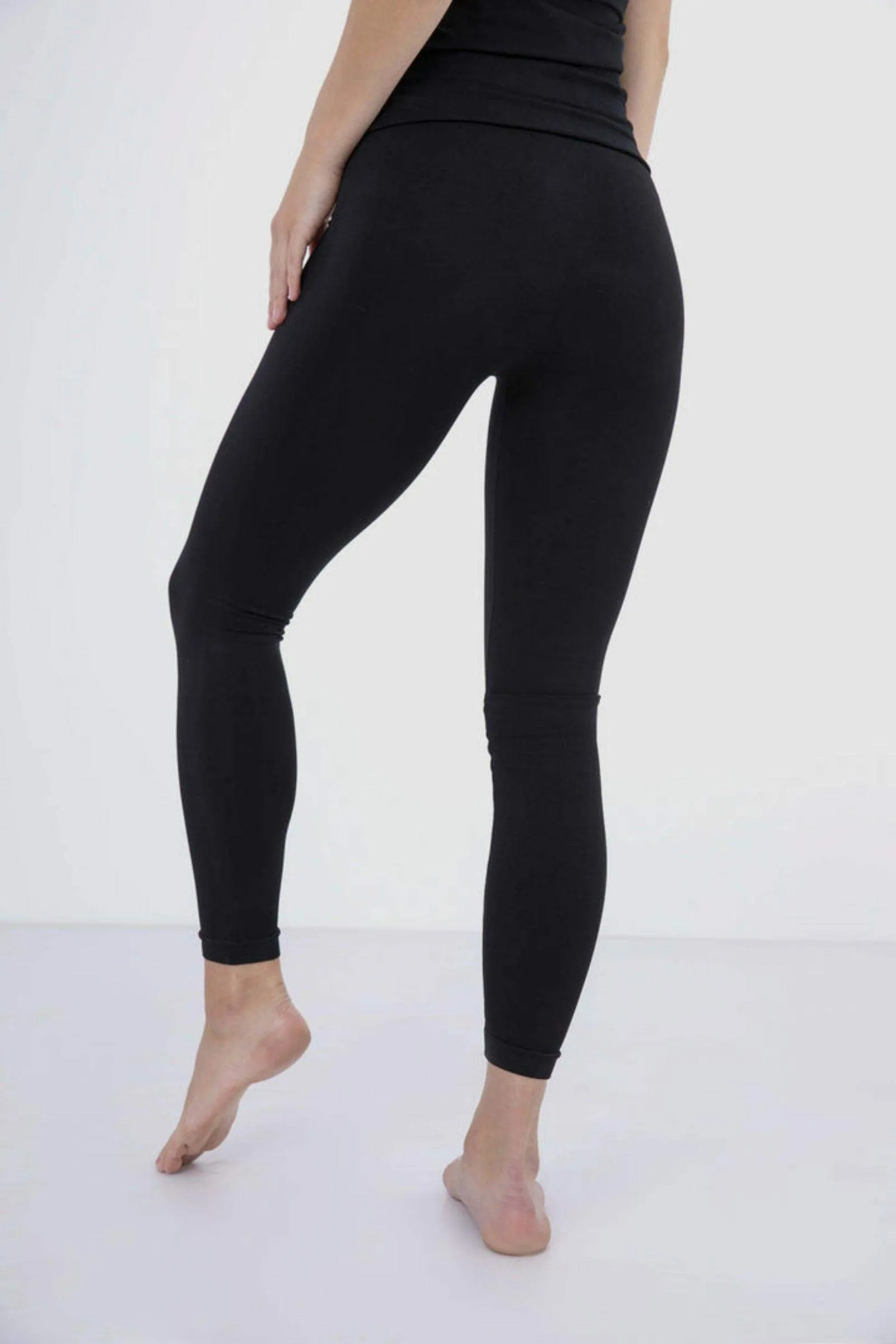 Microfiber Slim Leggings
