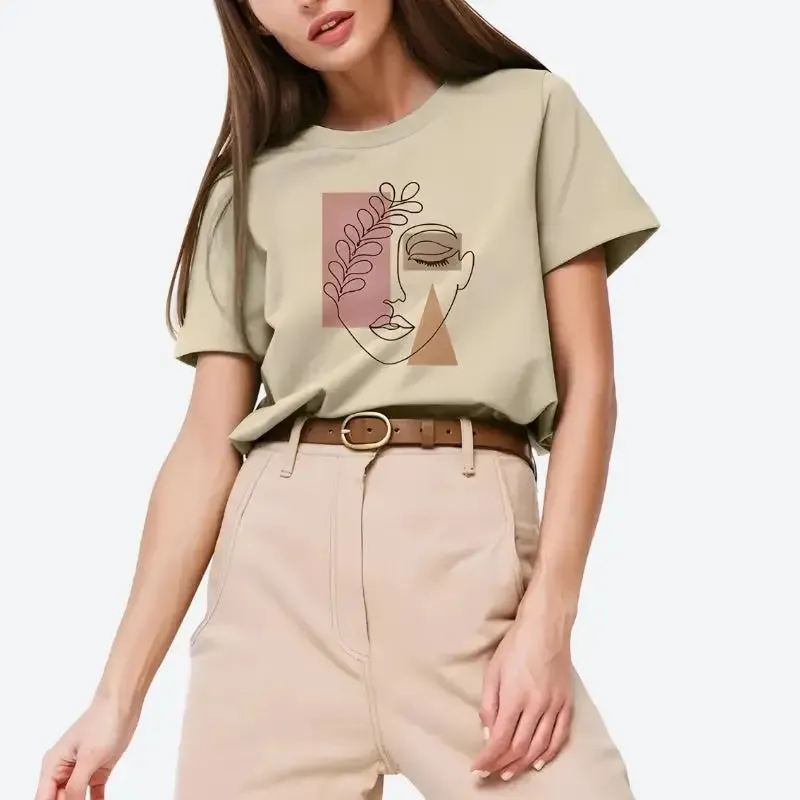 Minimalist Artistic Tee for Chic Y2K Style with Denim