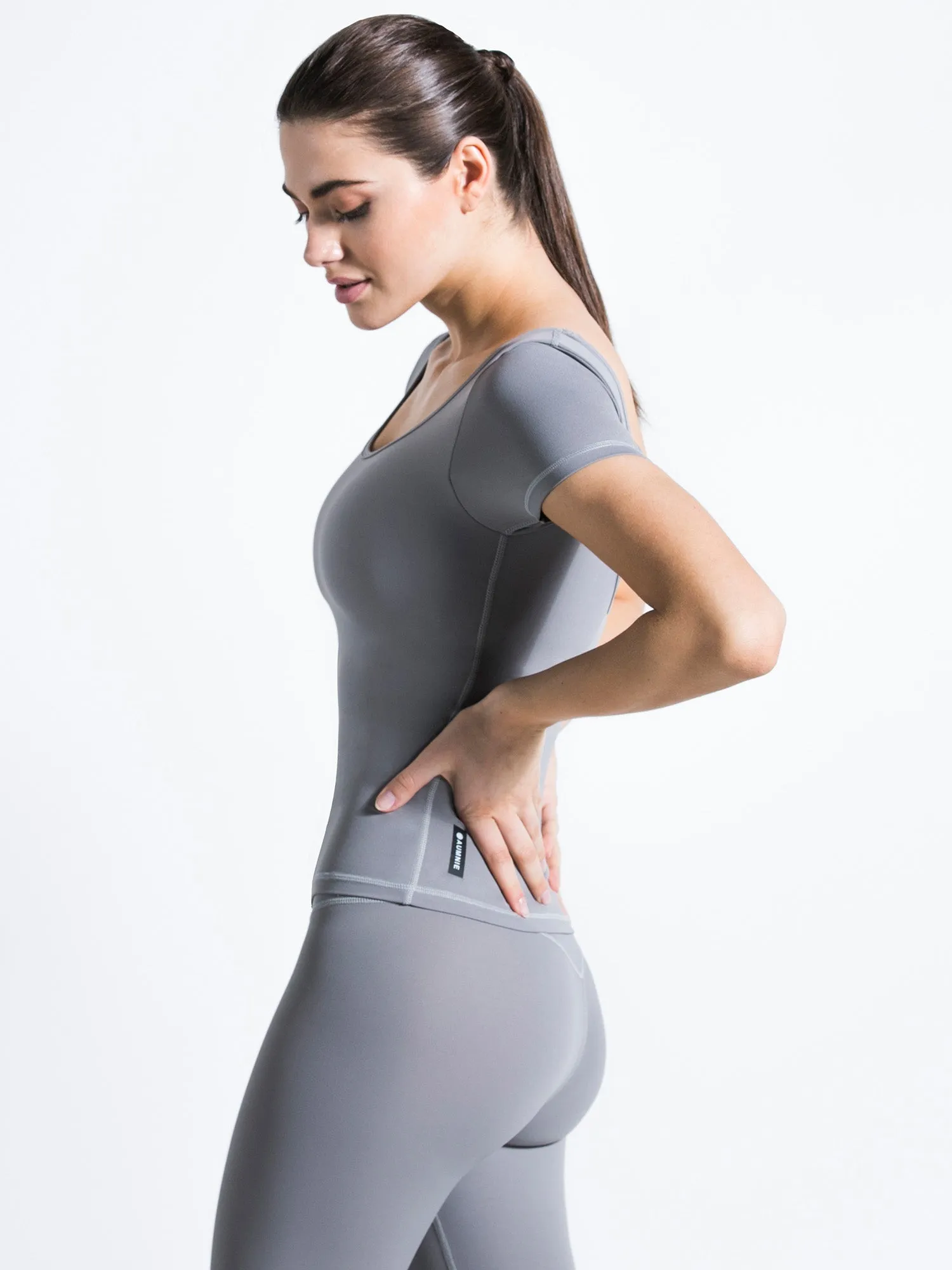 NUDE SHAPE TEE, LUNAR GREY