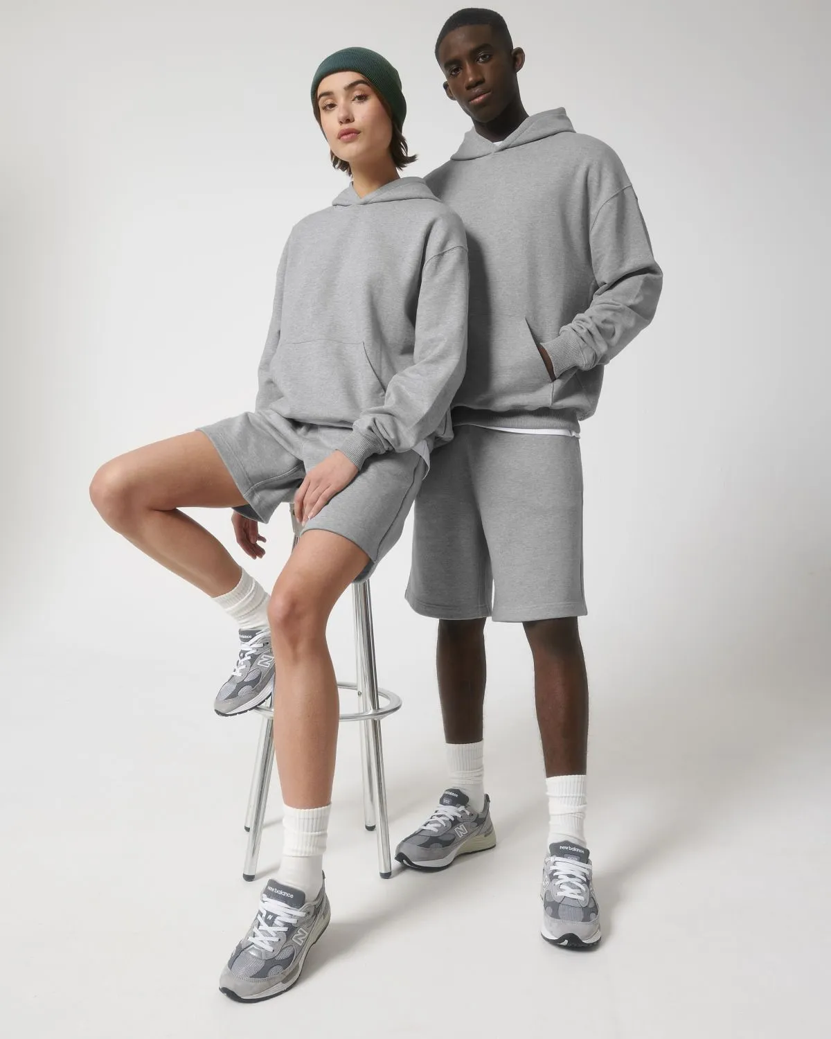 Organic Heavyweight Hooded Sweatshirt: Unisex