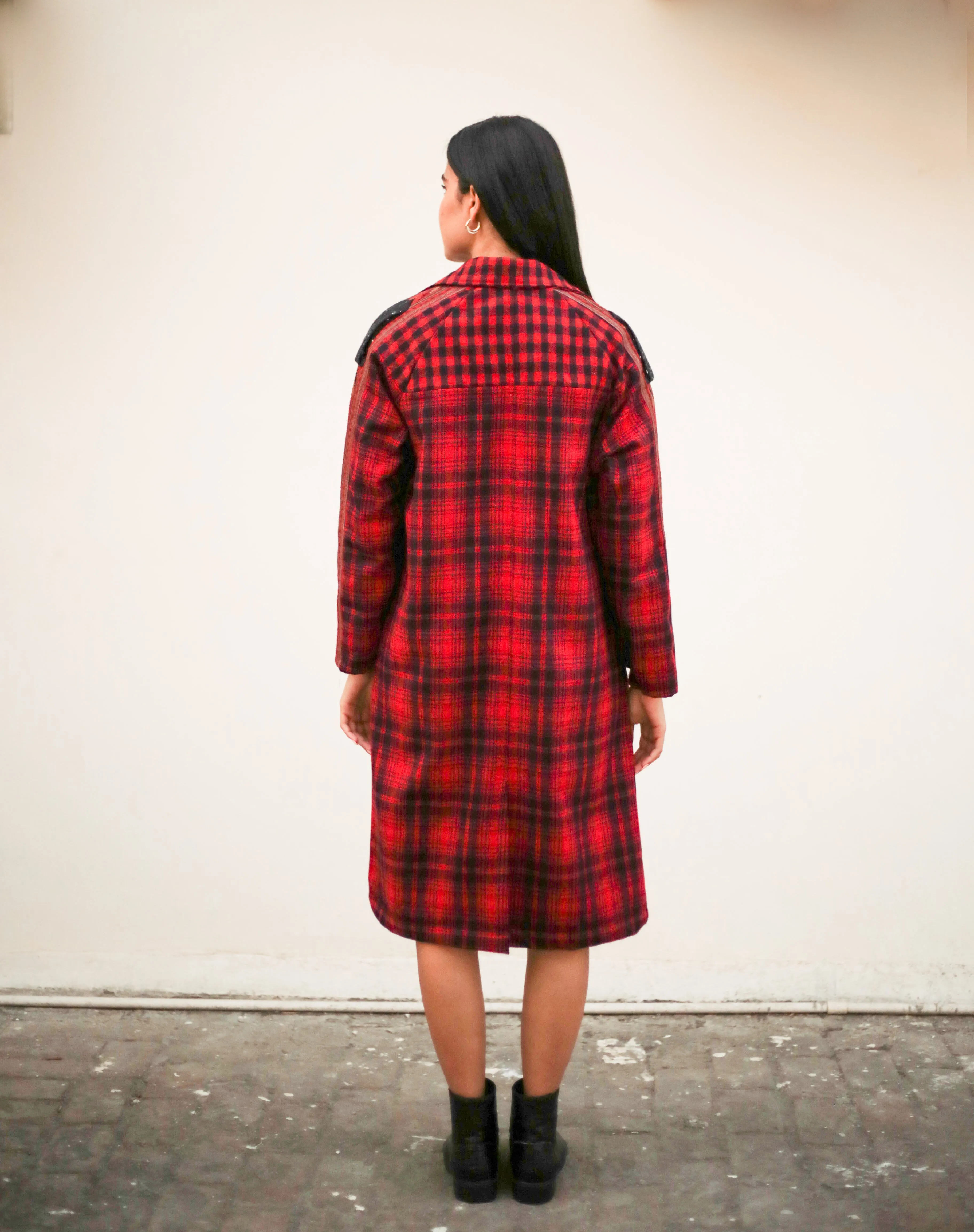 Red check Trench