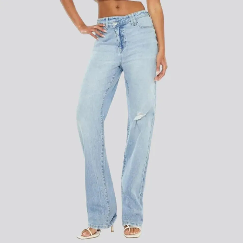 Sanded women's grunge jeans