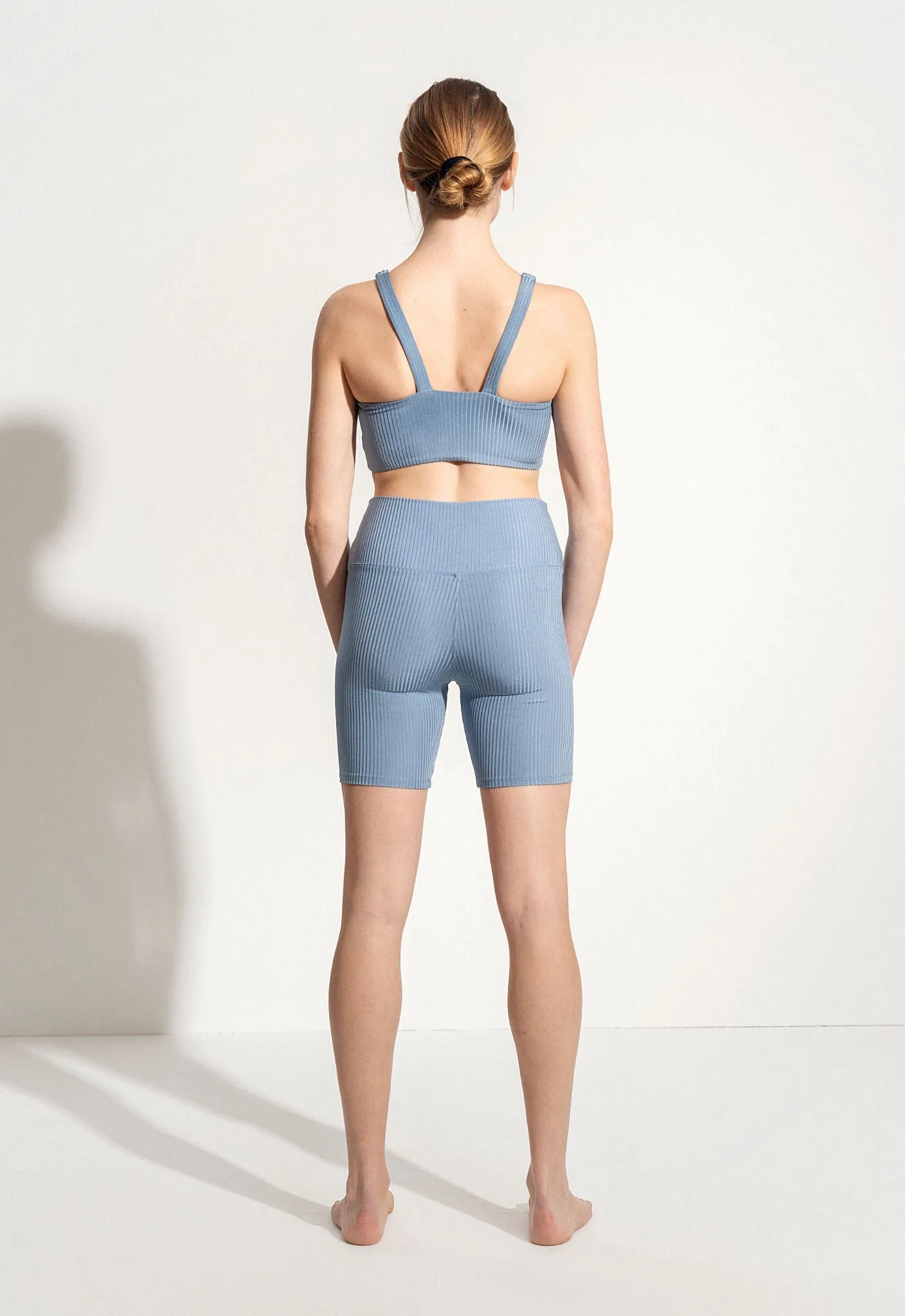 Short Yoga Leggings "Galena" in blue rib