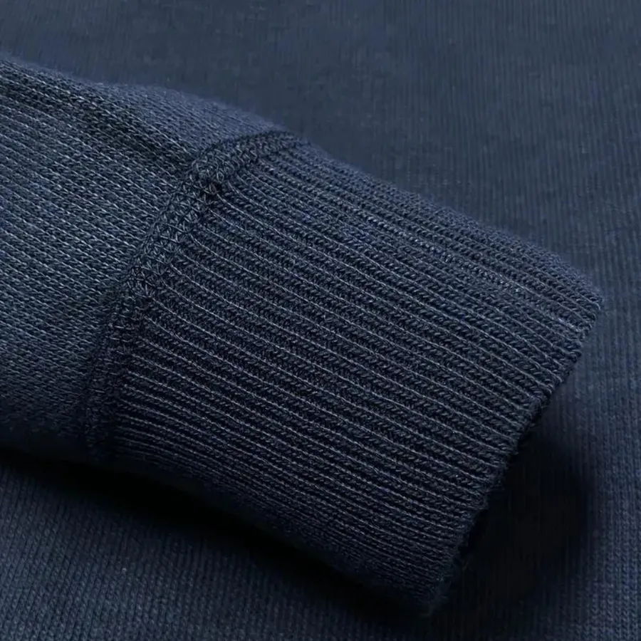 Stylish men's zip-up jumper