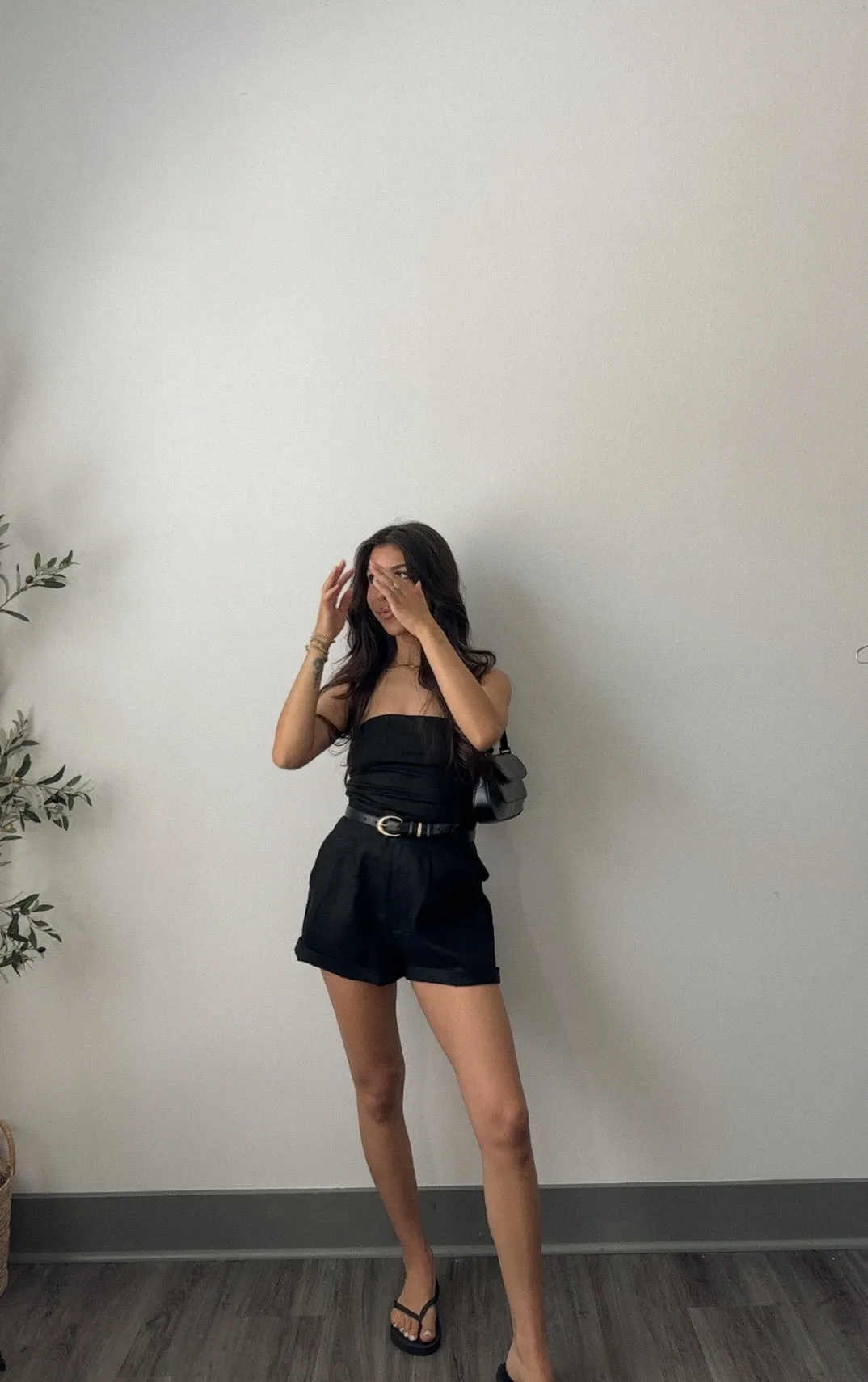 Tavi Shorts (Black)