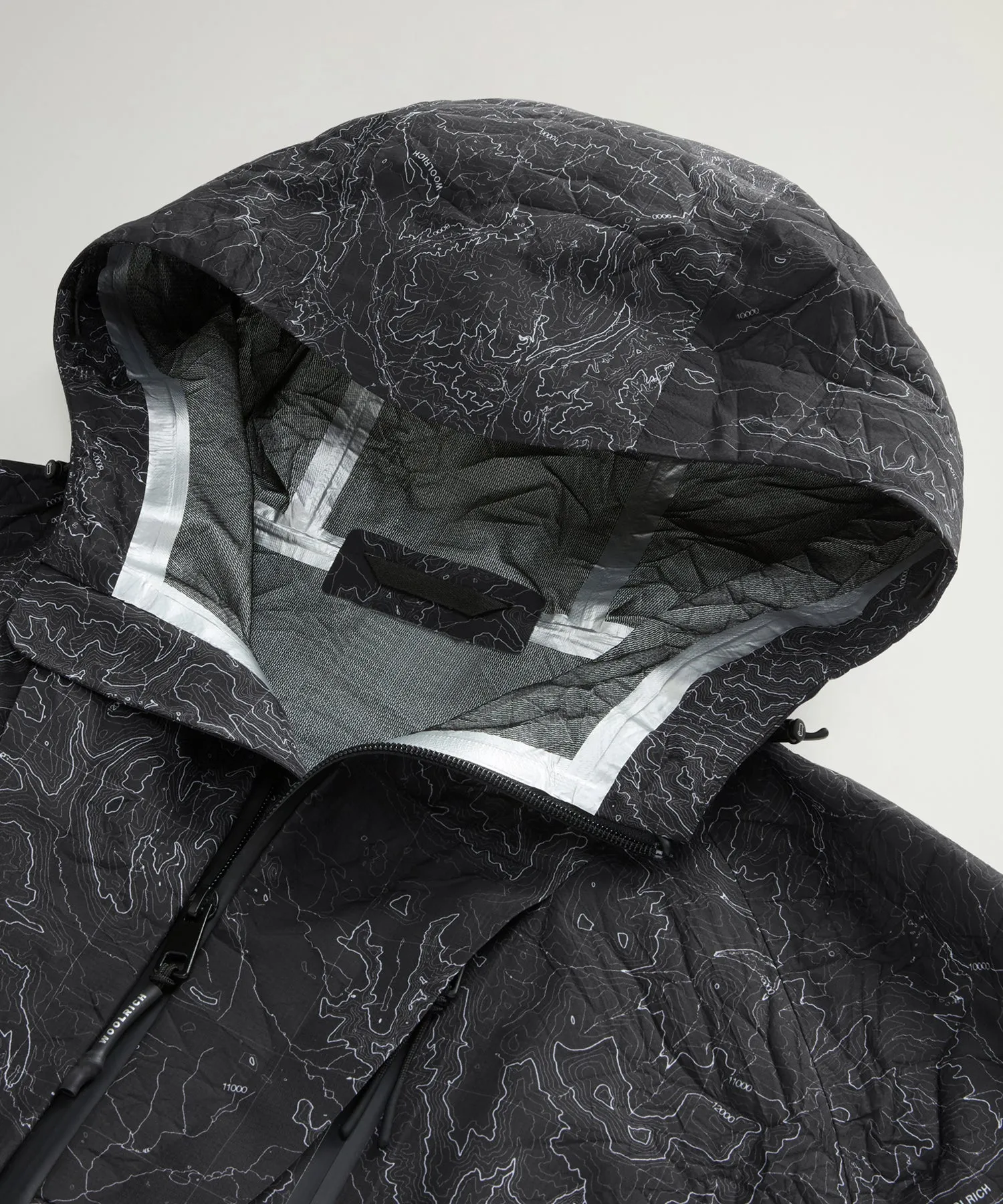 Todd Snyder x Woolrich 3-Layer Map Jacket in Black