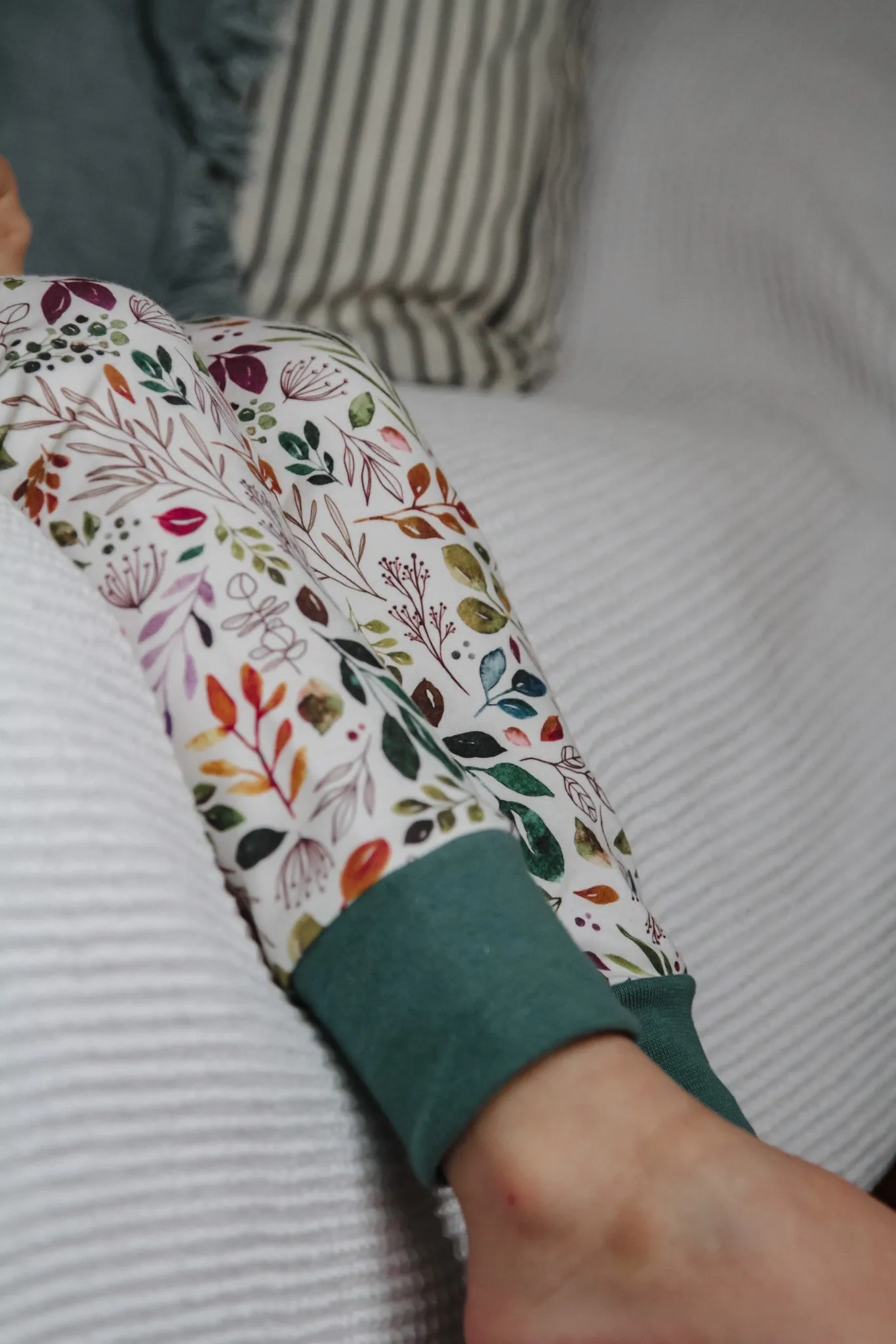 Watercolour Foliage Leggings